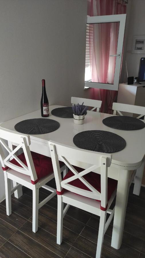 Apartment Maslina *